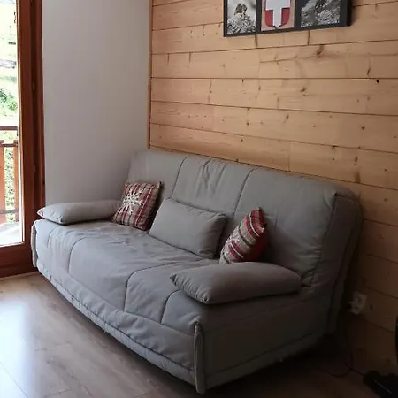 Le Bouquetim Aux Pieds Des Pistes Appartamento *